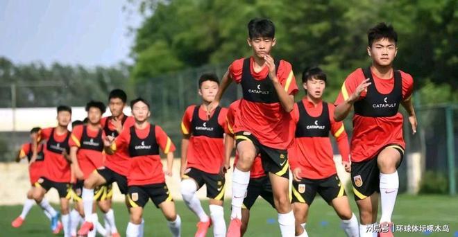 中国U16男足为何能够脱胎换骨——专访中国U16男足主帅上村健一_韩国队_比赛_球员